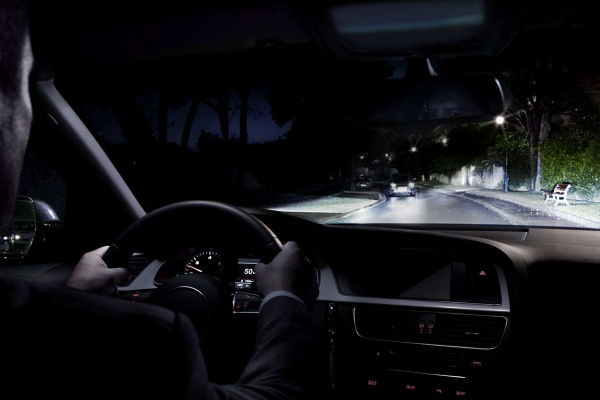 42403XV2S1-UPL-global-001